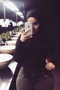 magnificent Hijabi