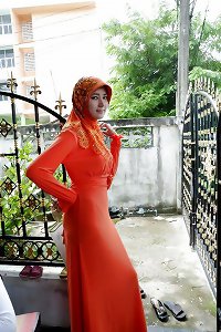 expert & steamy indonesian jilbab tudung hijab  4